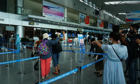 Bộ GTVT dỡ bỏ giãn cách trên các phương tiện vận tải xuất phát từ Đà Nẵng